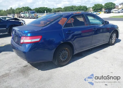 2011 Toyota Camry Le z USA, uszkodzony, nr VIN 4T1BF3EK6BU749492